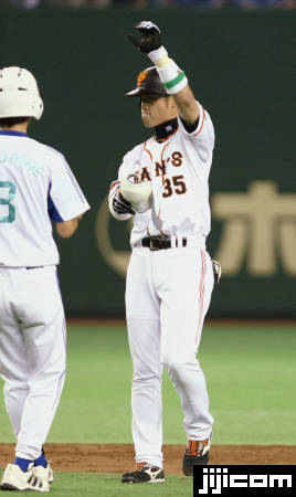 ◎プロ野球日本シリーズ第２戦・巨…：プロ野球・２００８日本シリーズ 写真特集：時事ドットコム