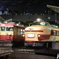 上越線の特急「とき」で活躍した１８１系電車（右…：鉄道博物館の世界