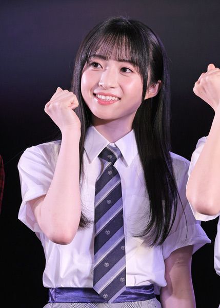 AKB48 18期生 生写真 秋山由奈1 - 人、グループ別