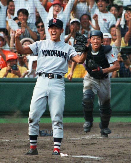 １９９８年に横浜高を甲子園春夏連覇に導き…：「平成の怪物」松坂大輔 