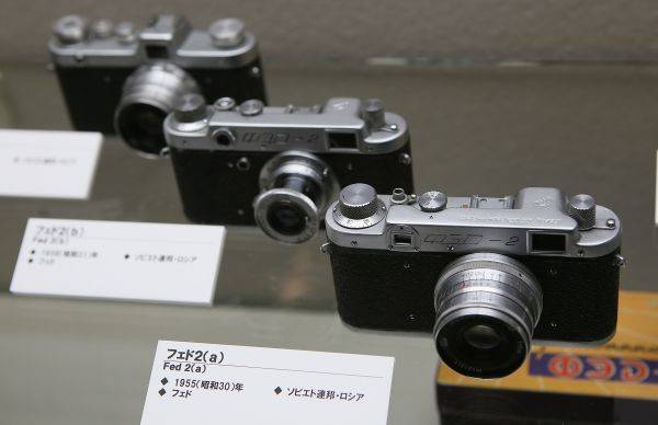 旧ソ連の「…：世界のライカ型カメラ展～ライカに追いつけ、追い越せ～ 写真特集：時事ドットコム
