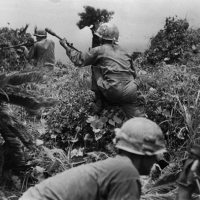 １９４５（昭和２０）年の沖縄戦で、米軍に撃破…：戦争の記憶～沖縄戦 